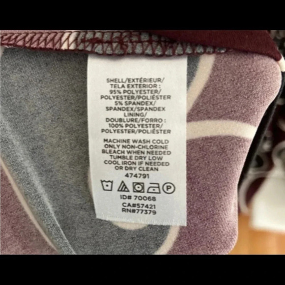 Ann Taylor Factory Small Burgundy and Black Heart Scroll Short Dress Long Sleeve - Picture 12 of 12